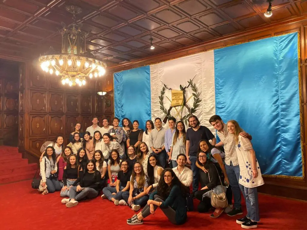 UNIVERSIDAD FRANCISCO MARROQUÍN UFM EPRI CIENCIA POLÍTICA 2023