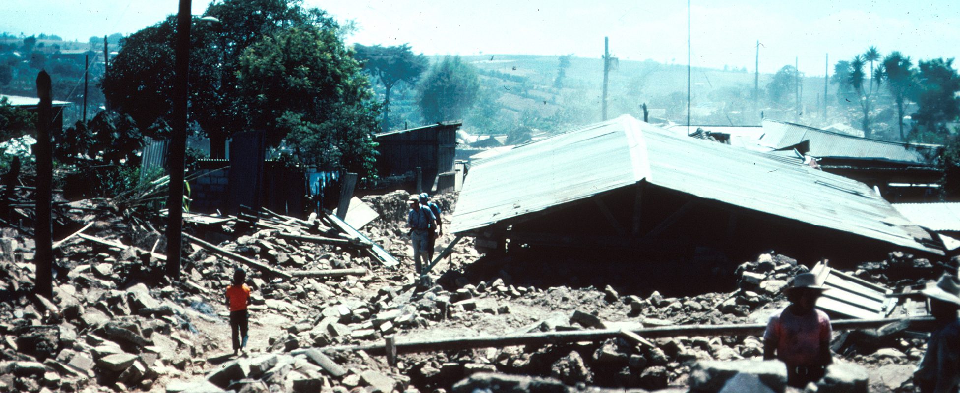 El terremoto de 1976 Estudios Políticos y Relaciones Internacionales